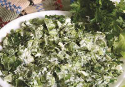 Tereyağlı Marul Salatası